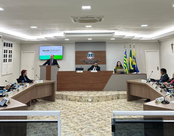 Vereadores debatem e aprovam projetos em Oeiras